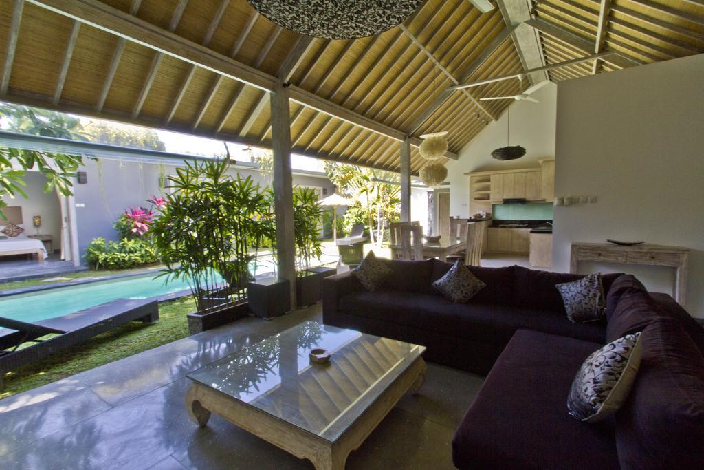 Villa Nuri Merah 1 Kerobokan Exterior foto